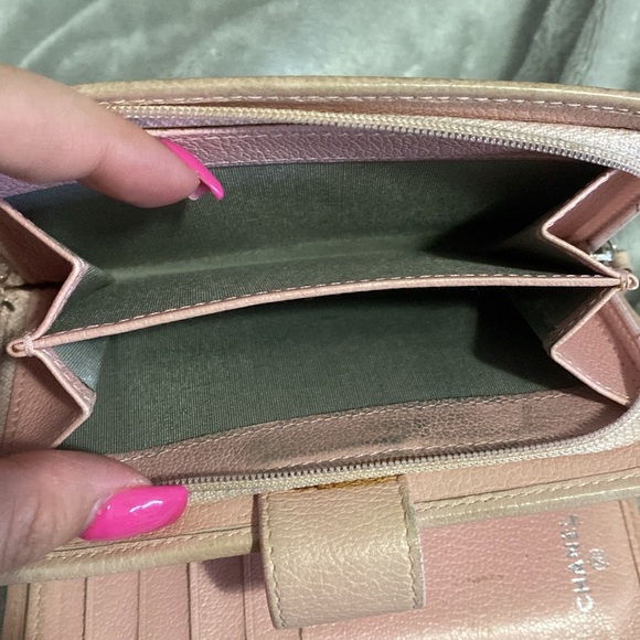 🌸 Chanel Camellia Accent French Wallet - Picture 6 of 7